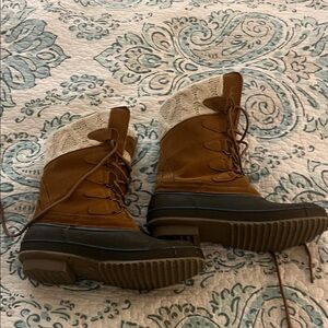 Women's Brown and Cream Lace-Up Boots